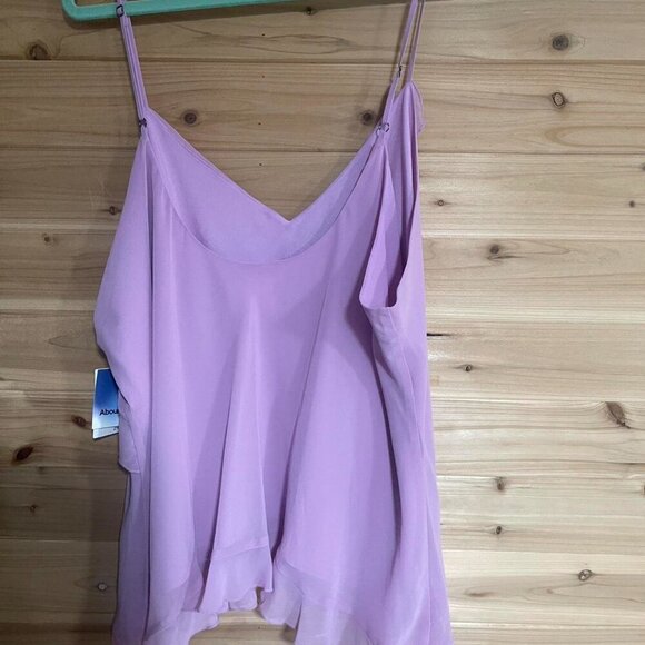 Purple Ruffled Tank Top Feminine - Picture 5 of 6